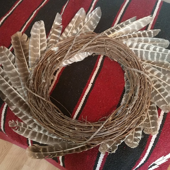 Genuine turkey wing feathers wreath - Picture 3 of 3